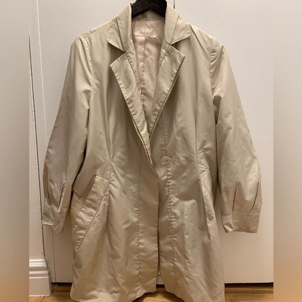 Anivee F.  Cream color trench - small (2-4)